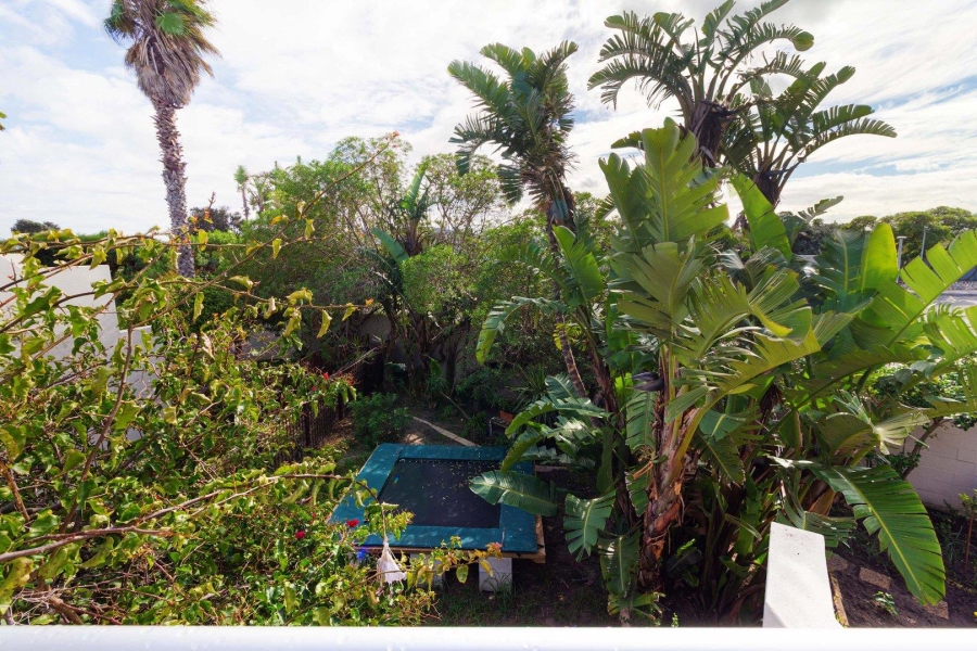2 Bedroom Property for Sale in Woodbridge Island Western Cape